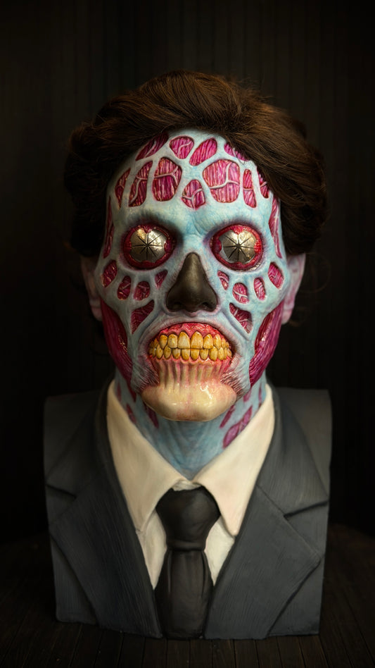 Pre order: OBEY Alien