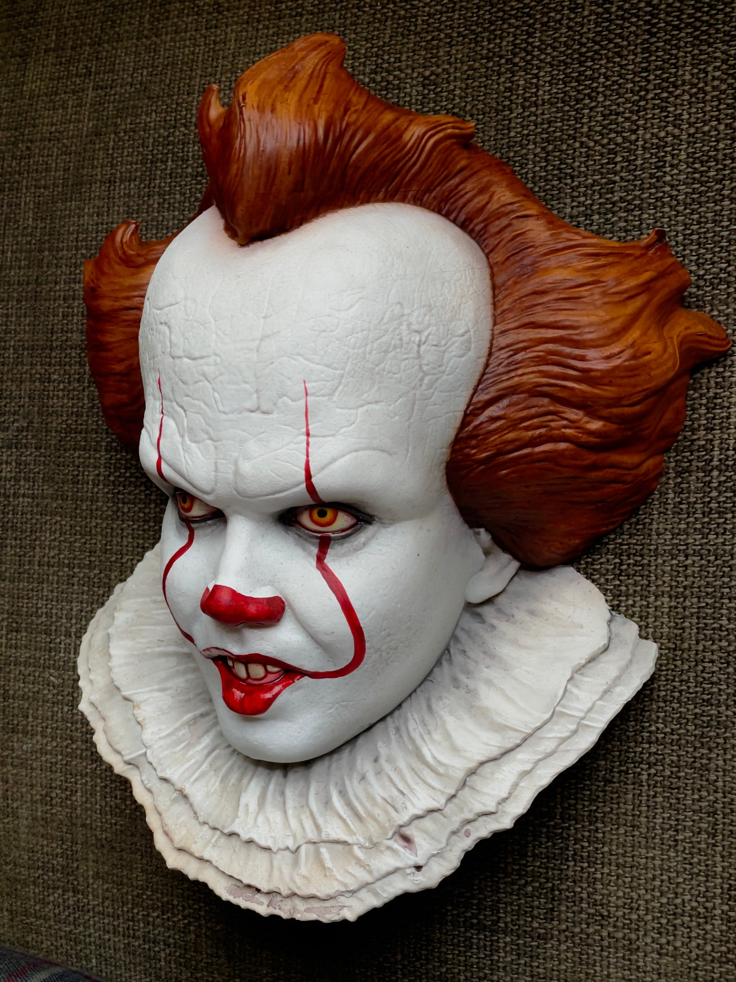 PRE-ORDER ONLY - Pennywise 2017 Mini Bust