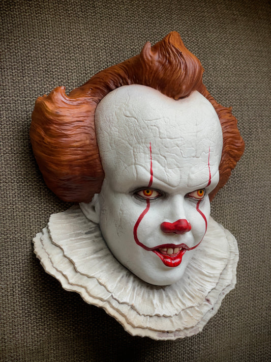PRE-ORDER ONLY - Pennywise 2017 Mini Bust
