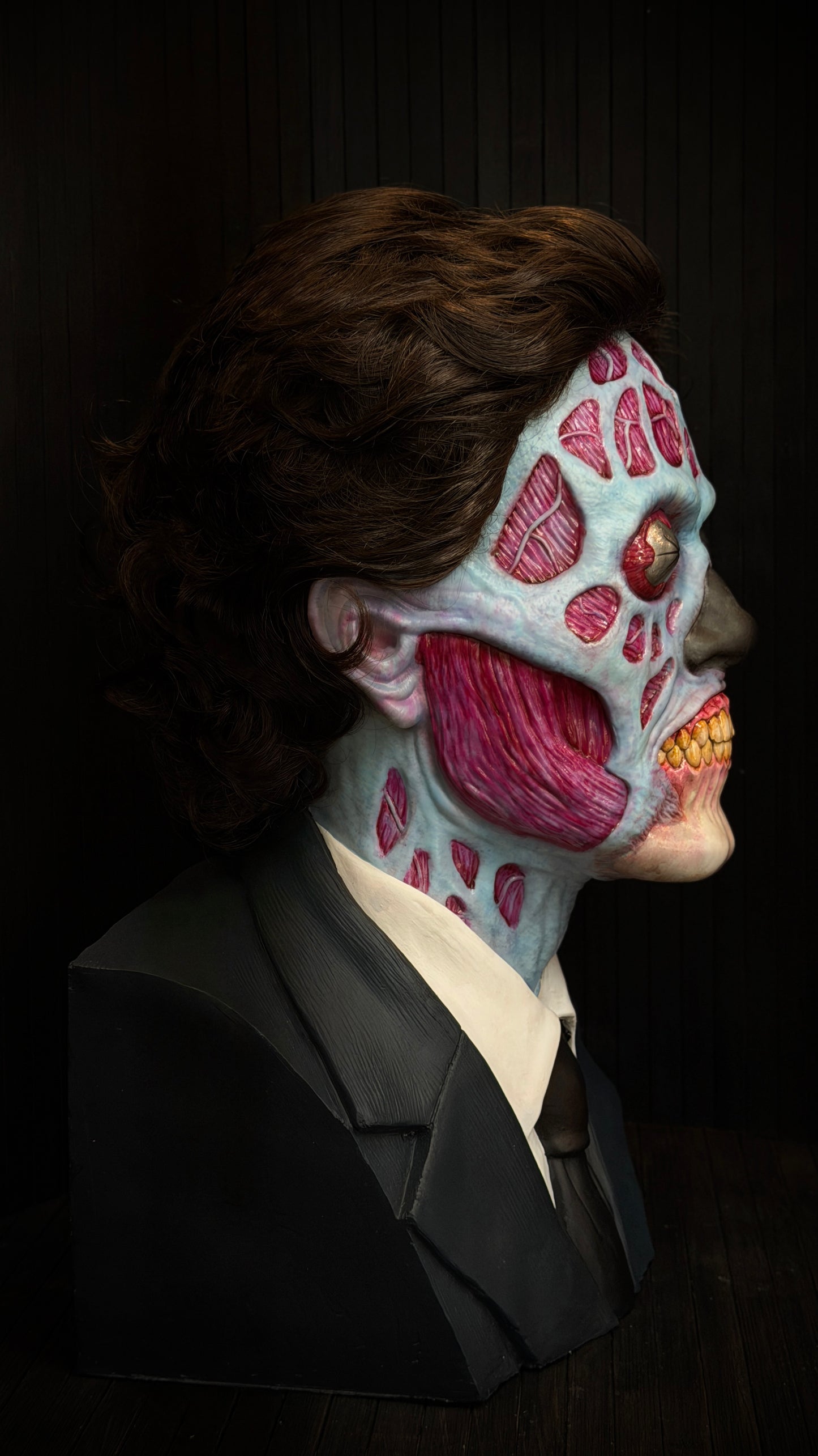 Pre order: OBEY Alien